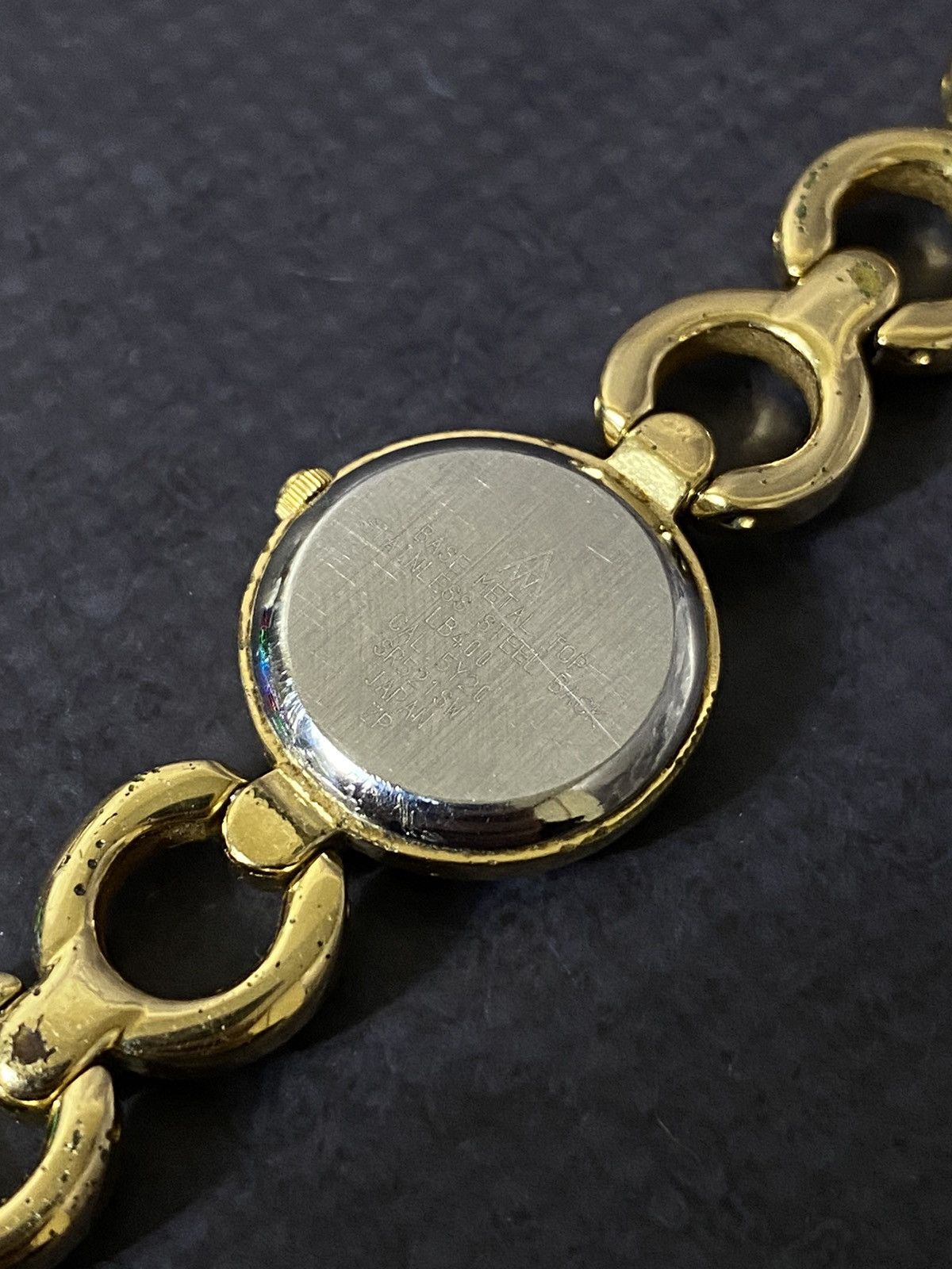 Japanese Brand Accurist 90s Gold Plated Women's Watch Size ONE SIZE - 5 Thumbnail