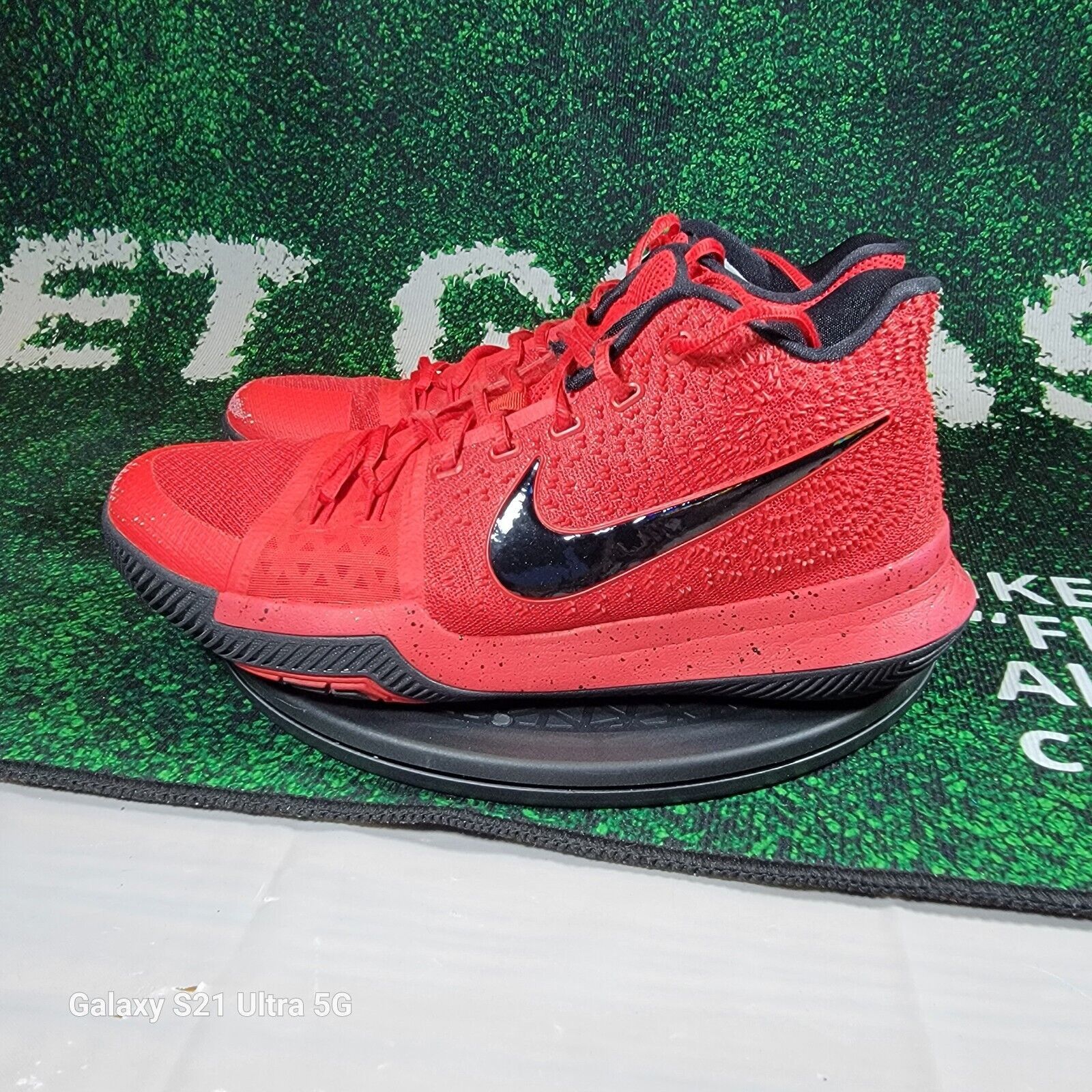 Nike Nike Kyrie 3 Three Point Contest Candy Apple Red Mens Sz 11 Size US 11 / EU 44 - 2 Thumbnail