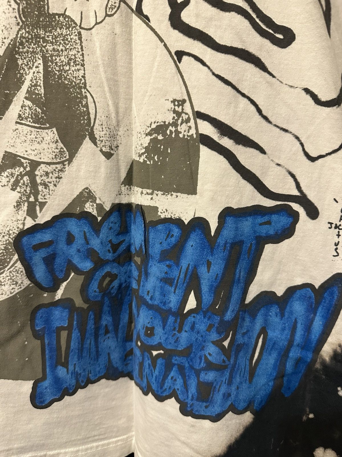Fragment Design × Kaws × Travis Scott Travis Scott x Fragment x Kaws long sleeve Size US M / EU 48-50 / 2 - 4 Thumbnail