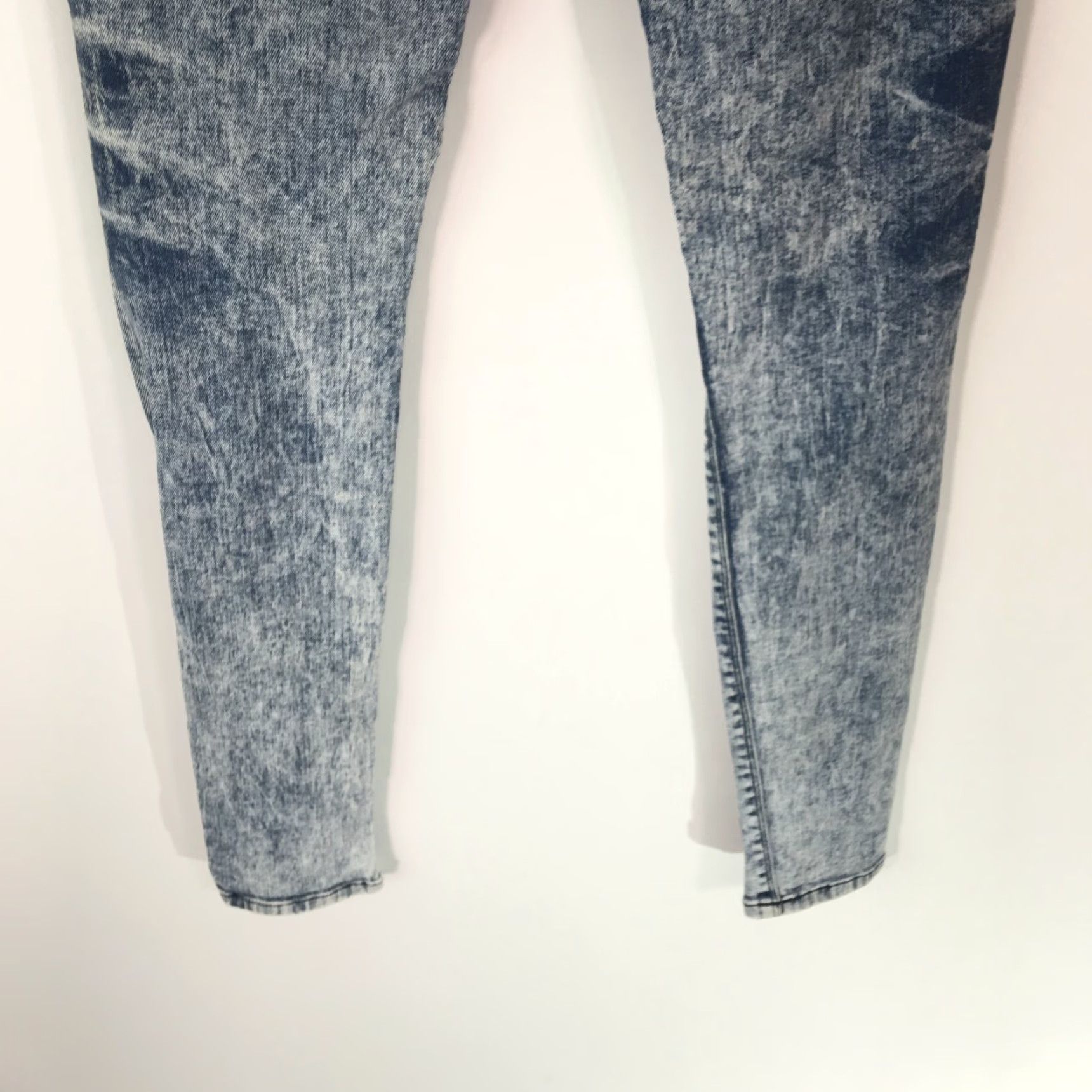 Denime Cello Jeans - Women - Denim Skinny Regular Low Rise Distressed Blue 24x32 Size 3/Regular 5-Pocket Jacket Zipper Button Closure Mens? Wait. Size 26" / US 2 / IT 38 - 6 Thumbnail