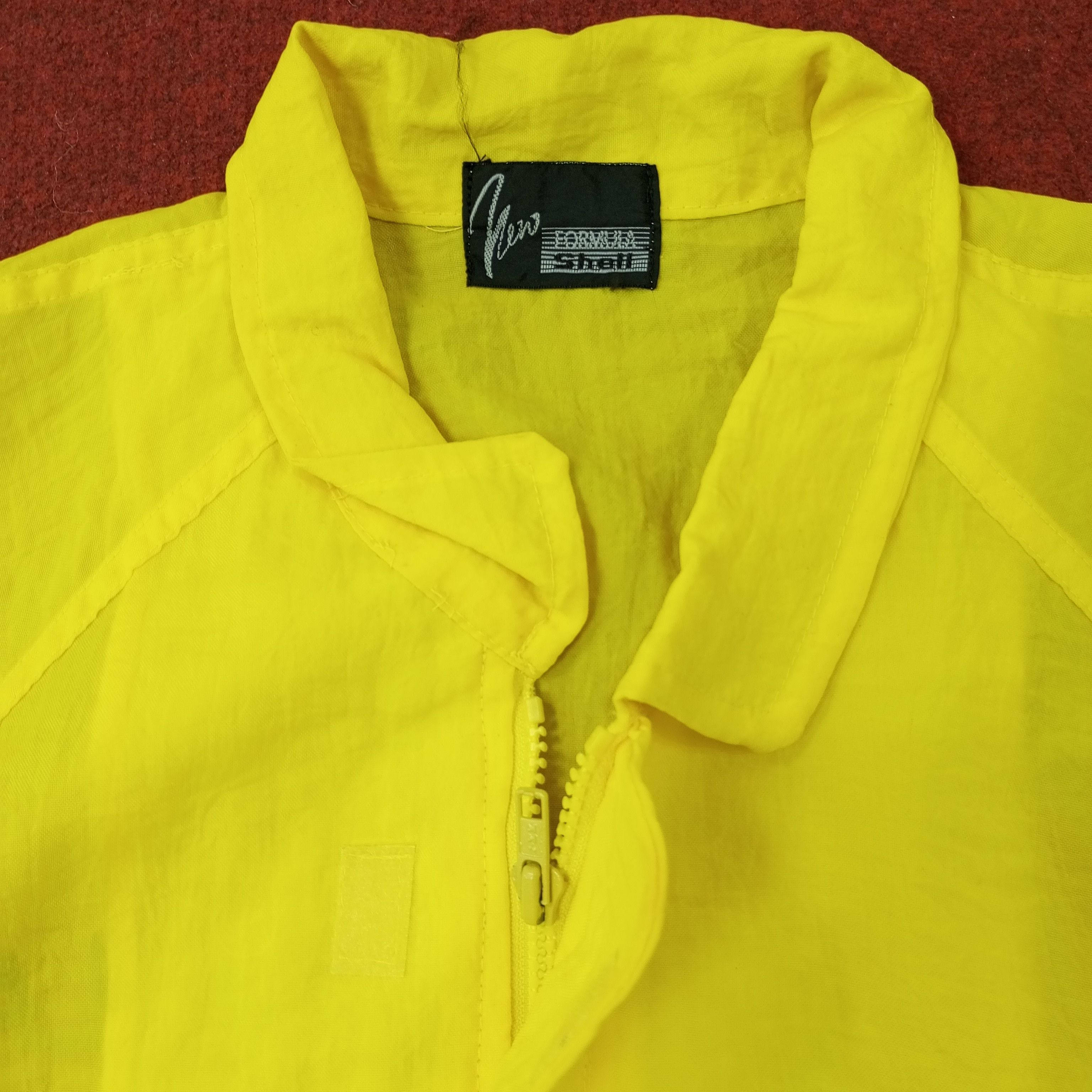Vintage Vintage Formula Shell Motorsports Windbreaker Jacket c238n17 Size US XL / EU 56 / 4 - 7 Thumbnail