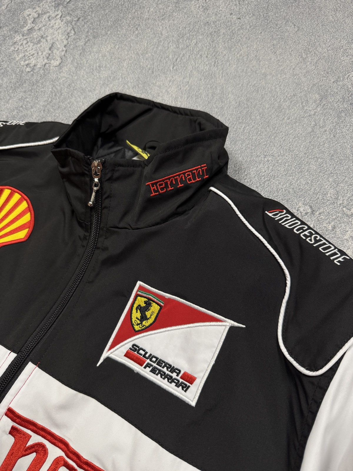 Ferrari Ferrari Marllboro Jacket F-1 Racing Size US L / EU 52-54 / 3 - 7 Thumbnail