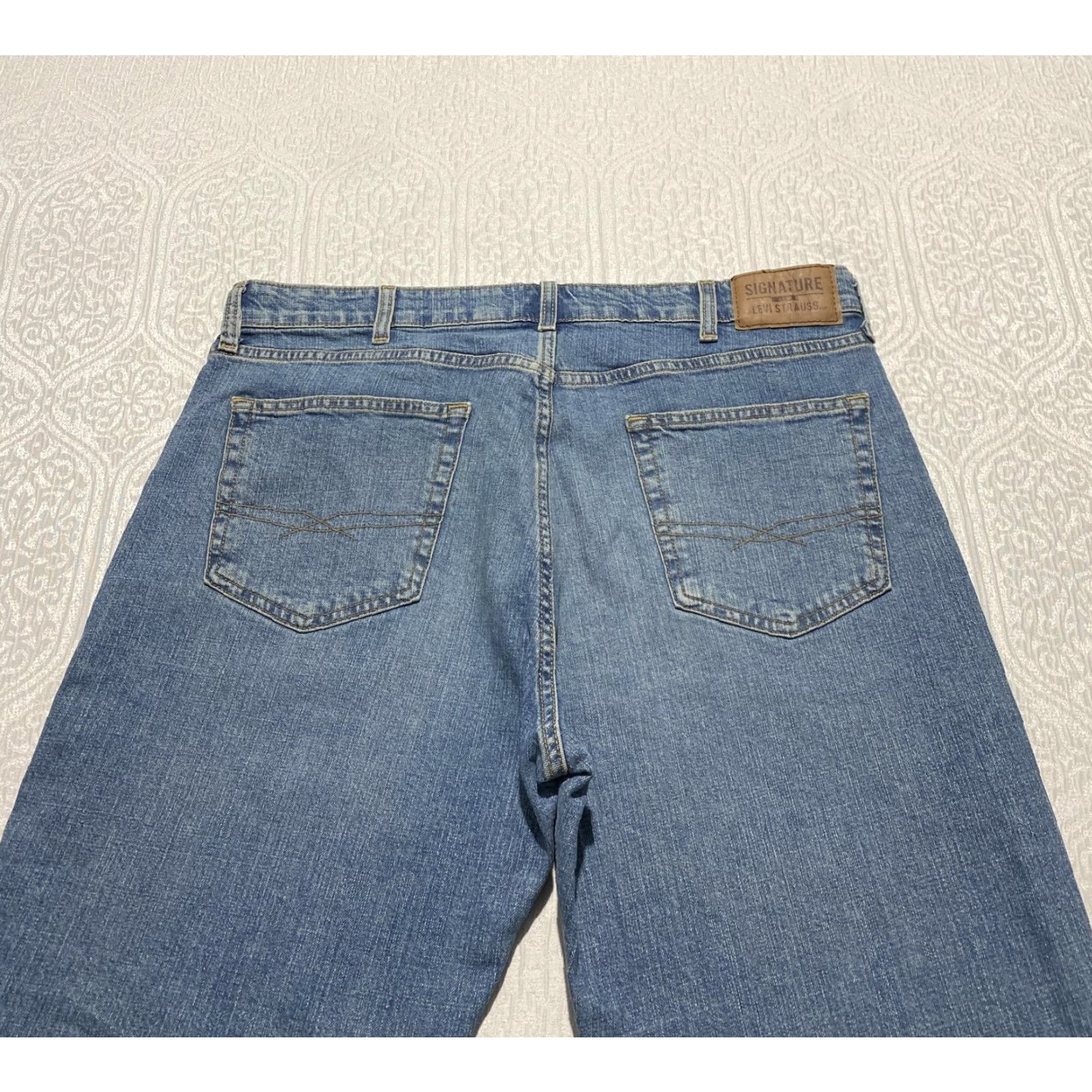 Vintage VINTAGE Levi Strauss Signature Jeans Mens 40x32 Light Wash Blue Straight Leg Relaxed Denim Cotton Zip Pockets 5-Pocket Mens Size US 40 / EU 56 - 6 Thumbnail
