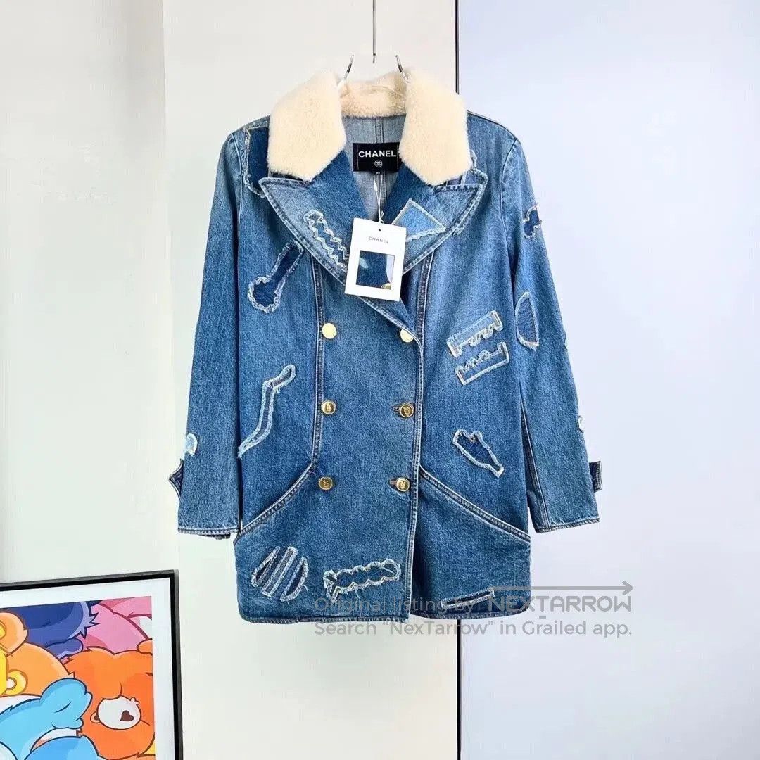 Chanel Chanel Egypt Collection Denim Shearling Jacket. Size S / US 4 / IT 40 - 4 Thumbnail