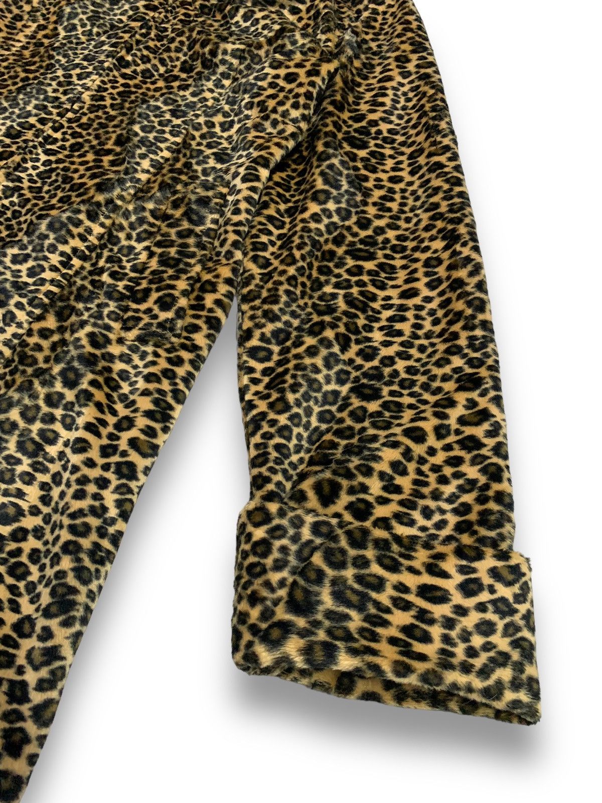 Japanese Brand Japanese Brand Leopard Pattern Faux Fur Hooded Jacket Size M / US 6-8 / IT 42-44 - 12 Thumbnail