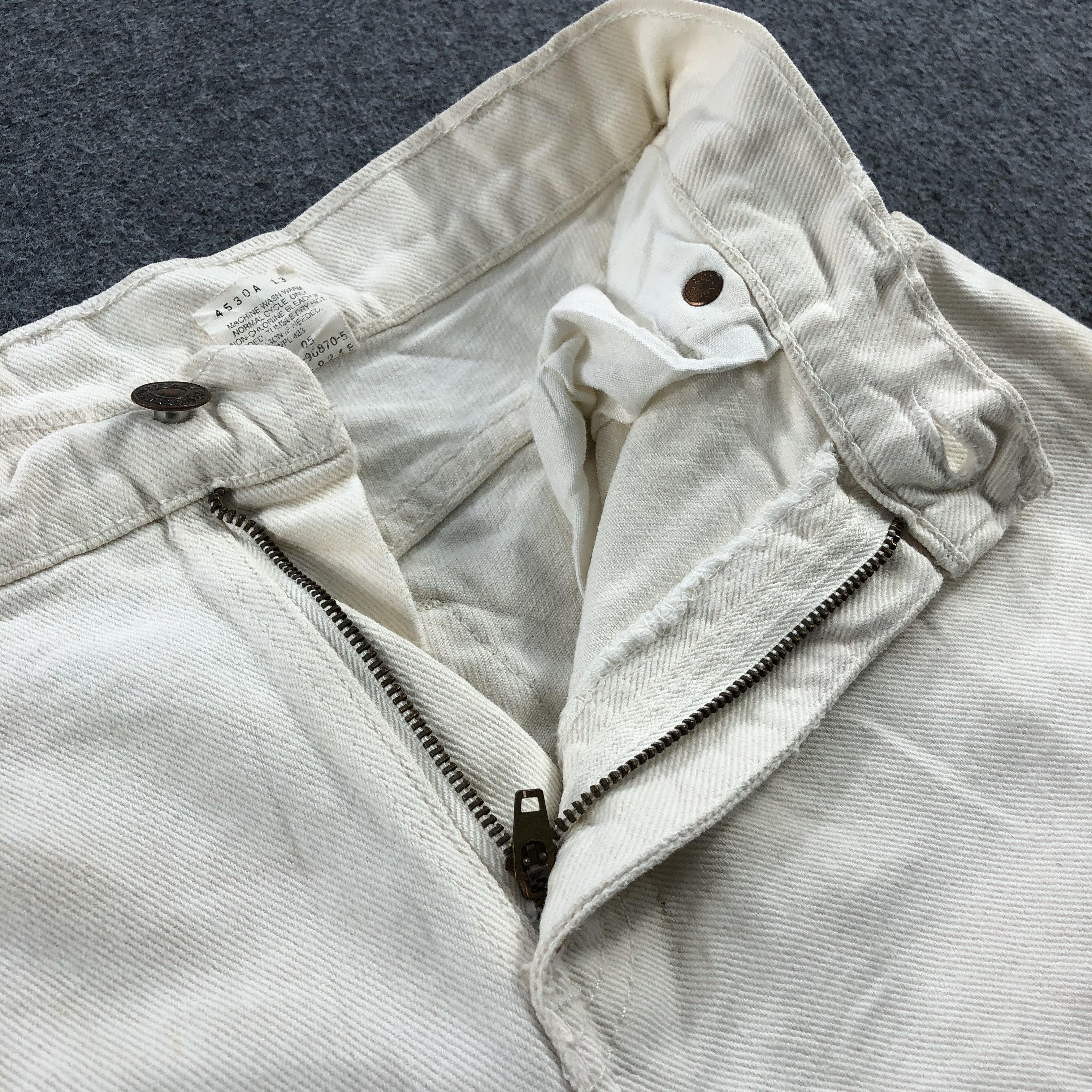 Levi's W25 Vintage 90s Levis 551 Jeans Relaxed-J1115 Size US 26 / EU 42 - 7 Thumbnail