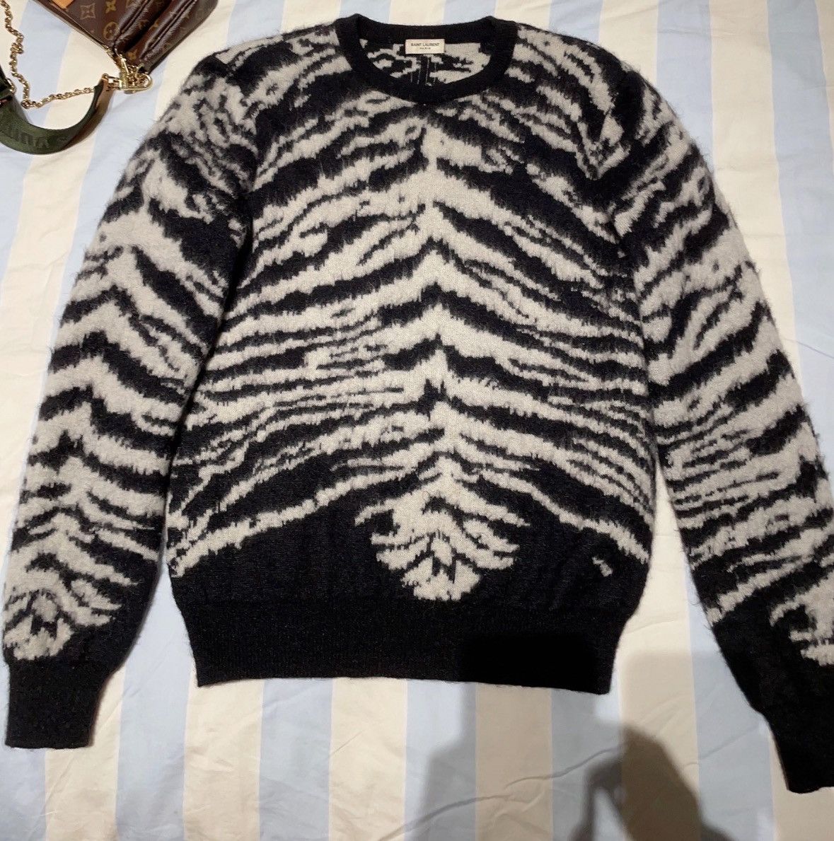 Saint Laurent Paris Saint Laurent Black and white color-block striped knit swea Size US S / EU 44-46 / 1 - 1 Thumbnail