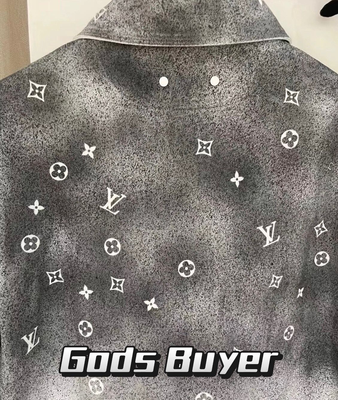 Louis Vuitton louis vuitton starry gradient denim shirt Size US L / EU 52-54 / 3 - 4 Thumbnail