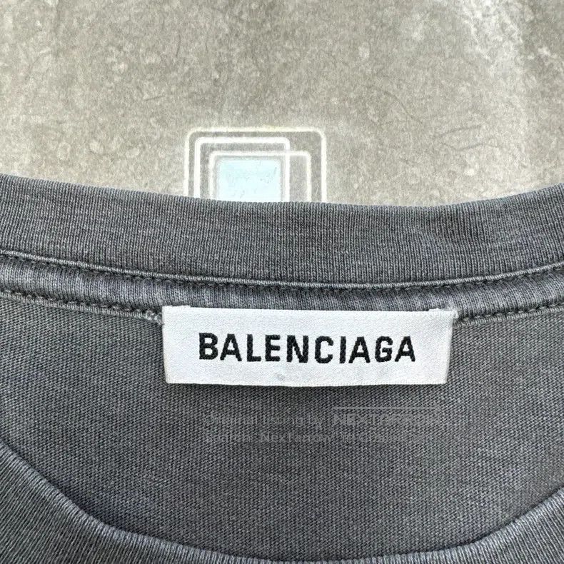 Balenciaga Balenciaga Washed distressed short-sleeved T-shirt Size L / US 10 / IT 46 - 4 Thumbnail