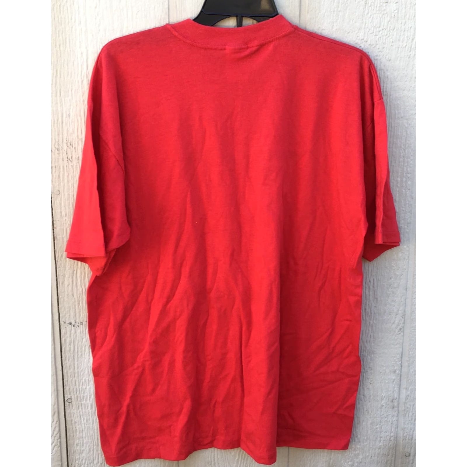 Vintage Vintage Air Force Base Tee L Mens 1990s Red Polycotton Graphic T-Shirt Castle AFB Calif 1941-1995 End Of An Era Size US L / EU 52-54 / 3 - 3 Thumbnail