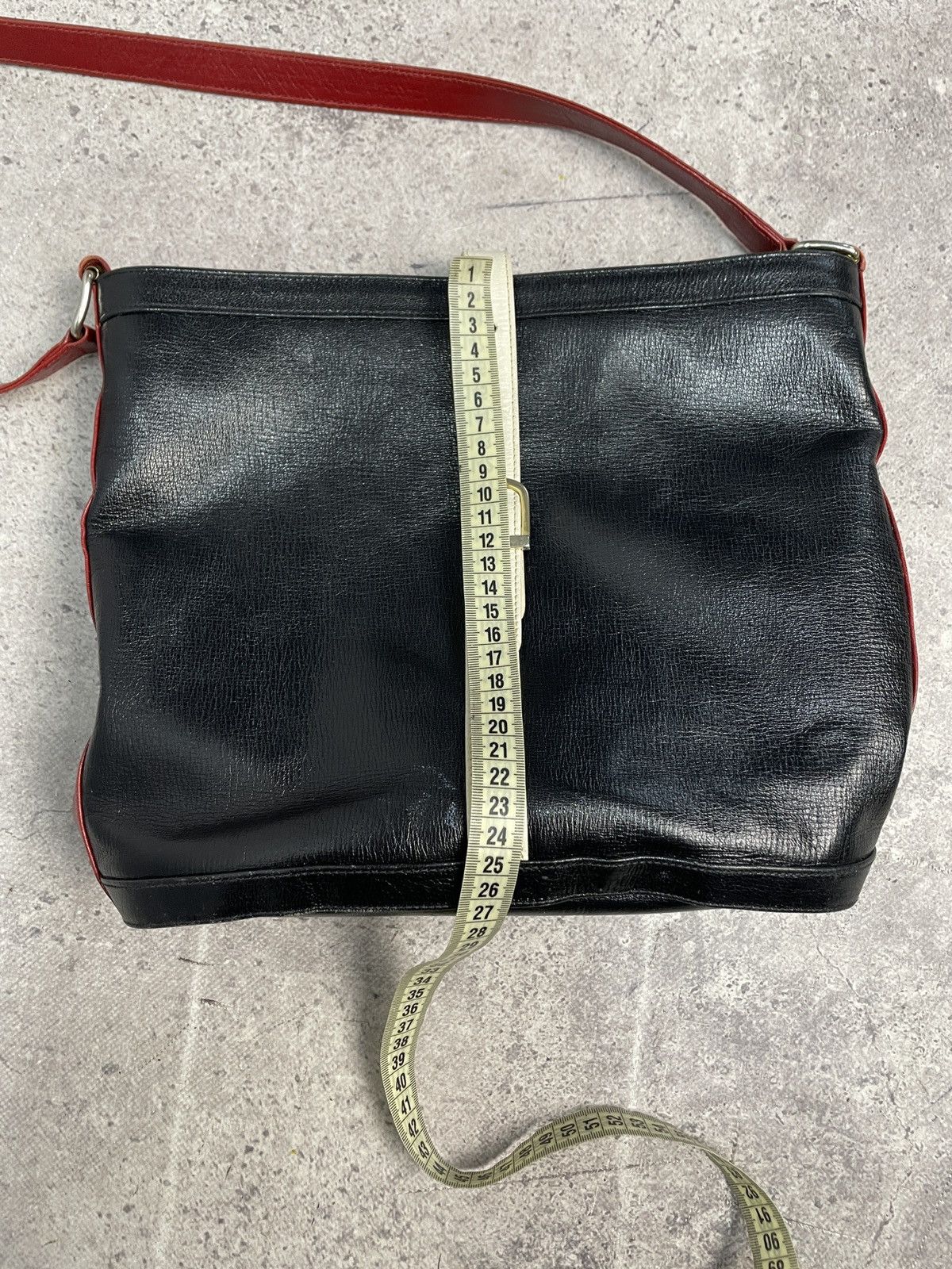 Designer × Fendi Vintage Y2K Fendi Monogram Leather Shoulder Bag Size ONE SIZE - 20 Thumbnail