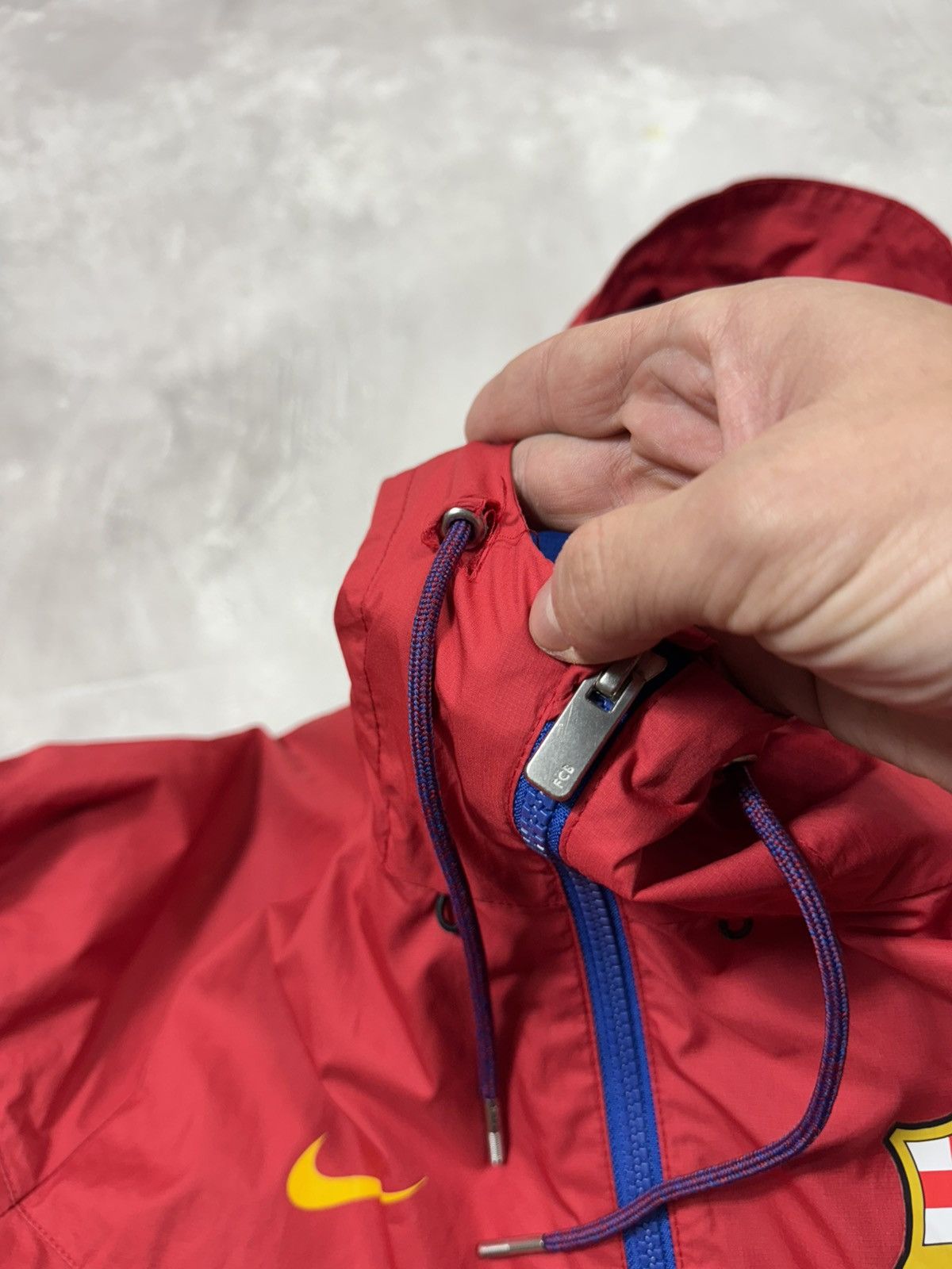 Nike Vintage Nike Barcelona Red Nylon Jacket Size US S / EU 44-46 / 1 - 6 Thumbnail