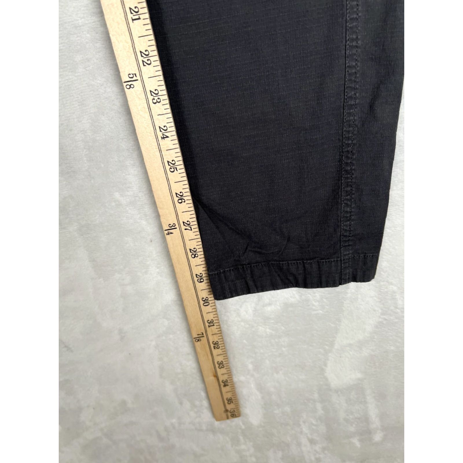 Vuori Vuori Jogger Pants Mens Small Gray Organic Cotton Stretch Zip Ripstop Size US 29 - 4 Thumbnail