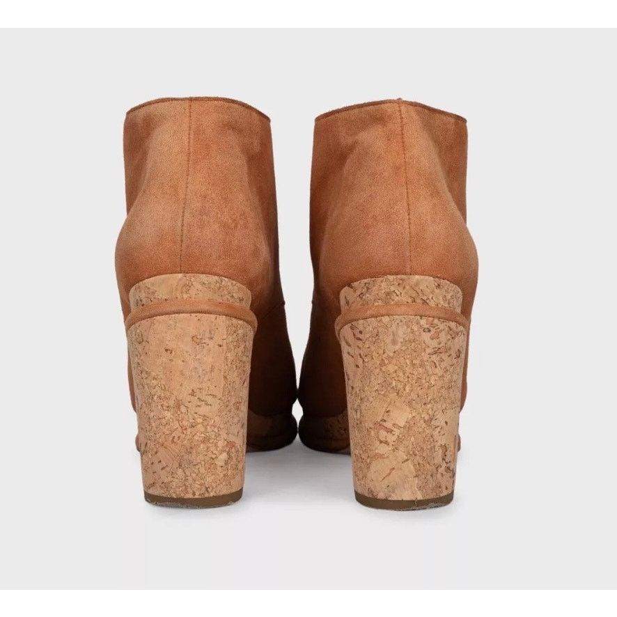 Chanel Chanel Brown Suede Lace-Up Ankle Boots - Size 39 Size US 8 / IT 38 - 4 Thumbnail