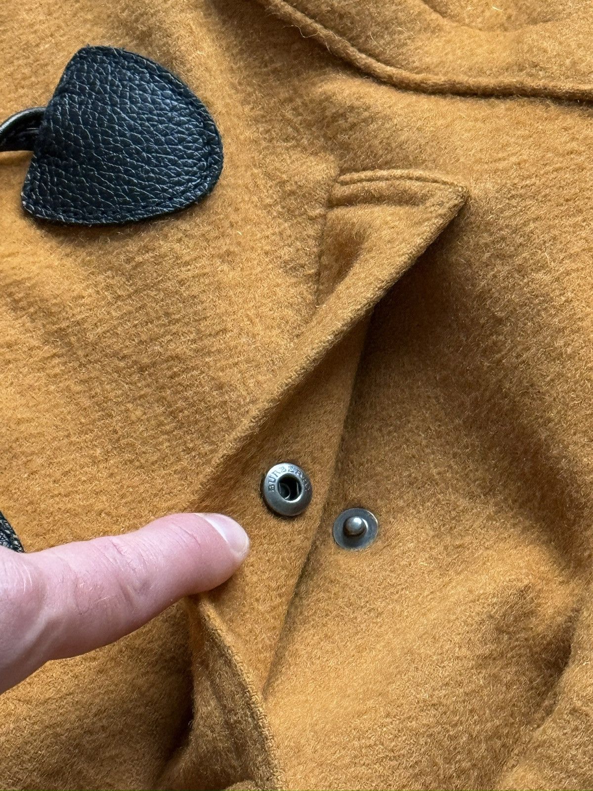 Burberry Coat Jacket Wool100% Burberry Brit with fur of raccoon Size L / US 10 / IT 46 - 7 Thumbnail