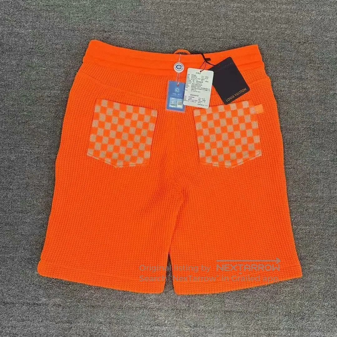 Louis Vuitton louis vuitton orange checkerboard shorts m size. Size US 38 / EU 54 - 1 Thumbnail