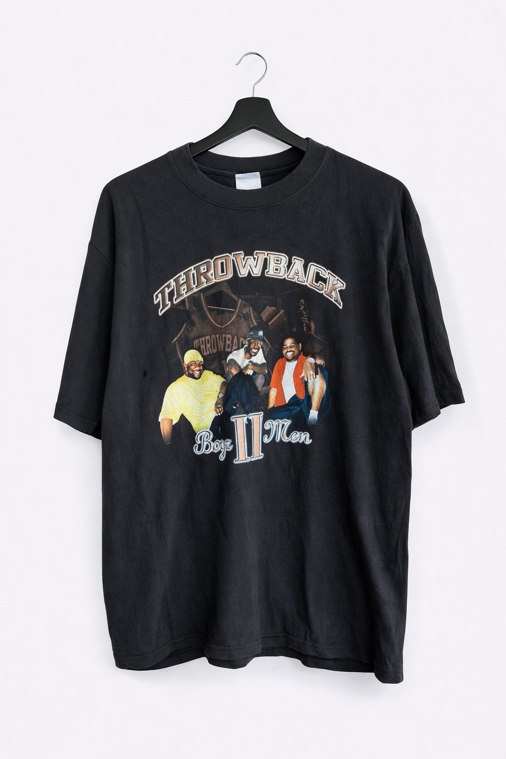 Rap Tees Vintage Boyz II Men Throwback 2004 Tour T-Shirt Hip Hop Tee Size US L / EU 52-54 / 3 - 1 Thumbnail
