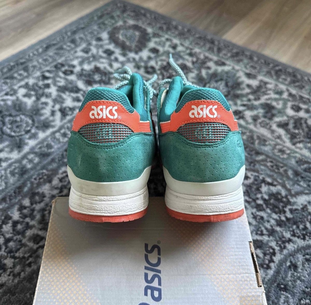 Asics × Ronnie Fieg Kith x Ronnie Fieg x Asics Gel-Lyte III Miami Dolphins Size US 10.5 / EU 43-44 - 4 Thumbnail