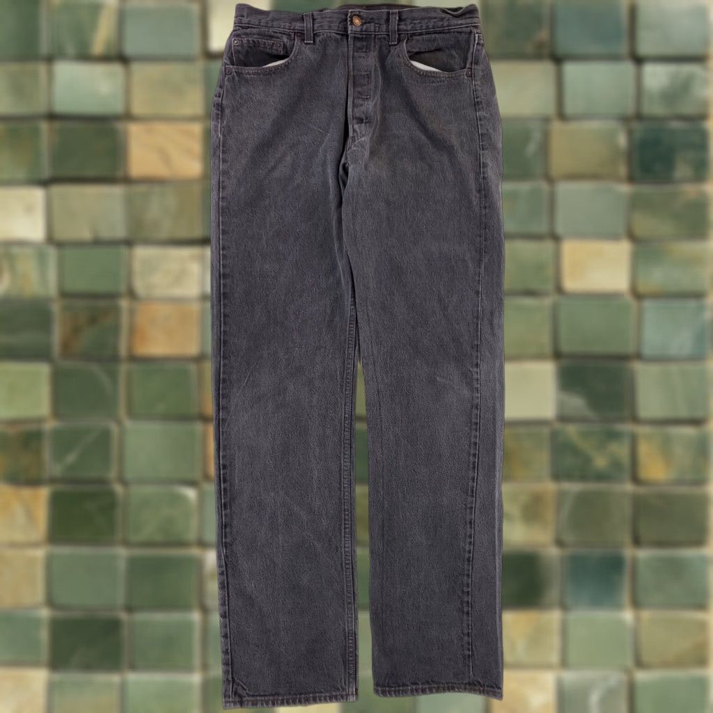 Levi's VINTAGE Levi's 501 Jeans Black Button Fly Mens 34 x 35 Actual 80s Straight Size US 34 / EU 50 - 1 Thumbnail