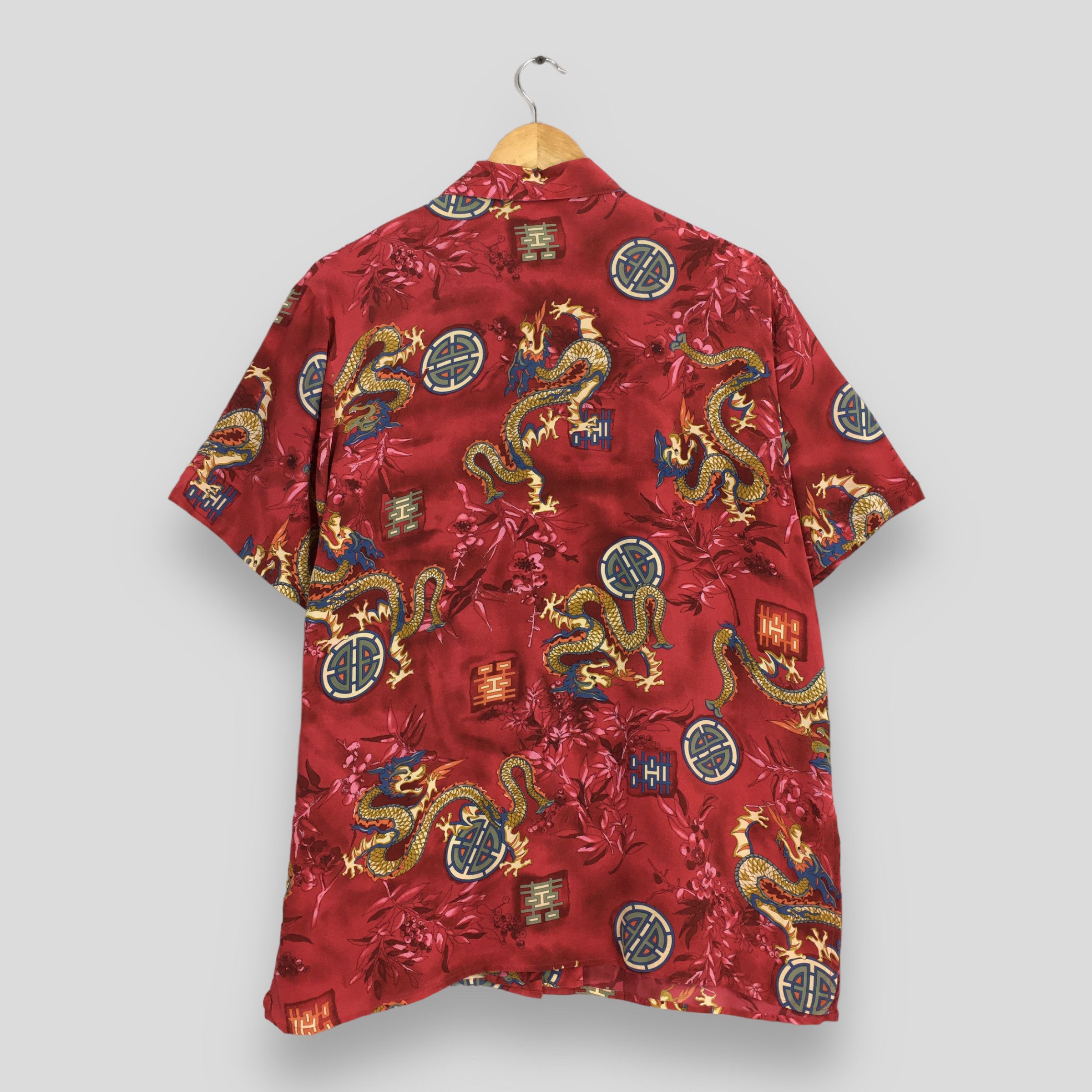 Other 1980s Hawaiian Japanese Culture Dragon Silk Shirt XLarge Size US XL / EU 56 / 4 - 7 Thumbnail
