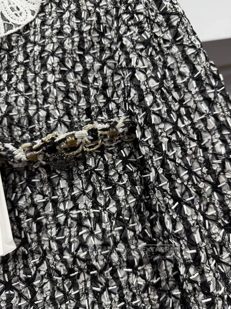 Chanel Chanel Heavy industry beaded two-pocket lace stitching jac Size XS / US 0-2 / IT 36-38 - 2 Thumbnail