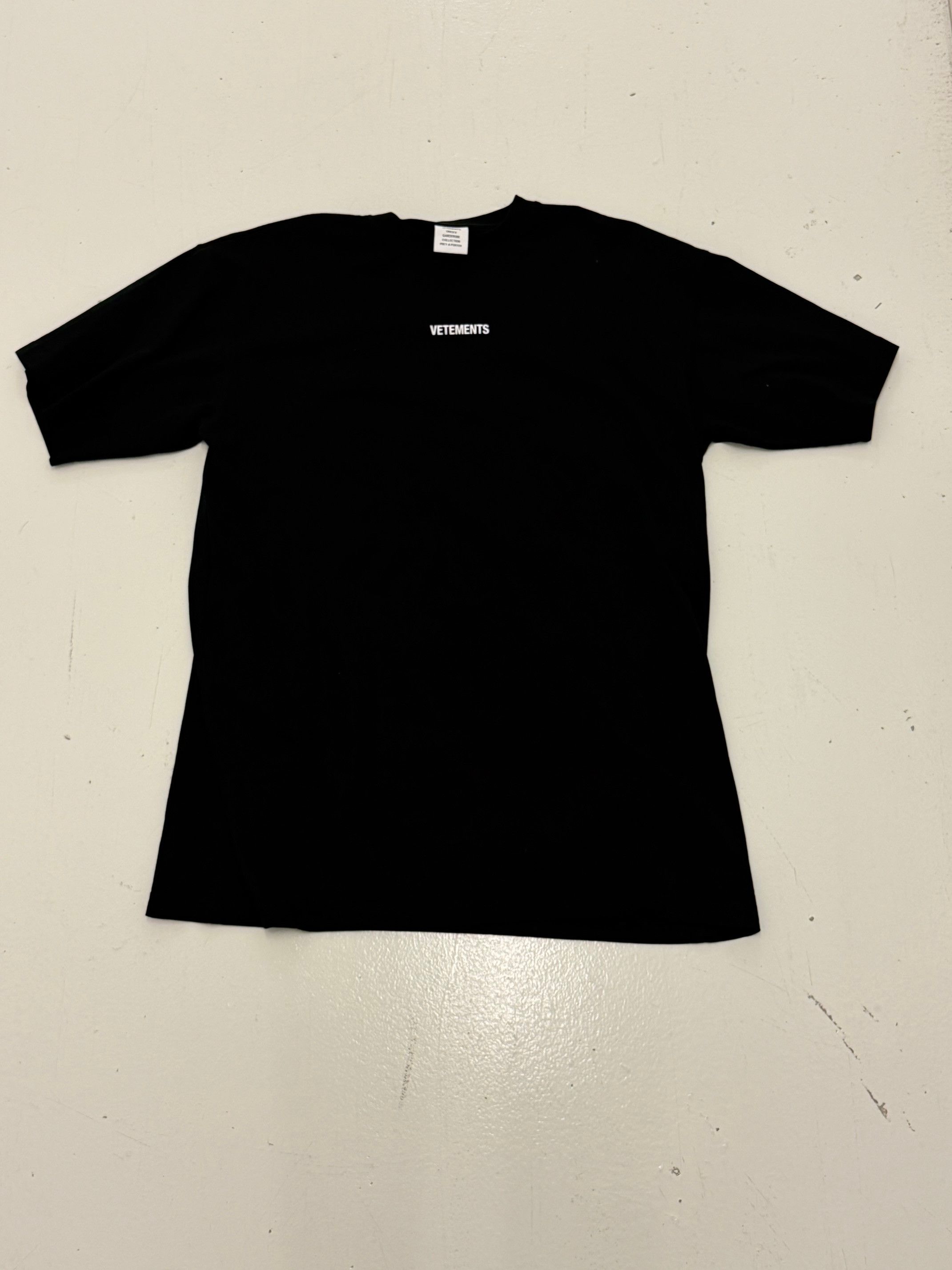 Vetements Oversized Iconic Logo Print Pret-a-Porter T-Shirt Size US L / EU 52-54 / 3 - 1 Thumbnail