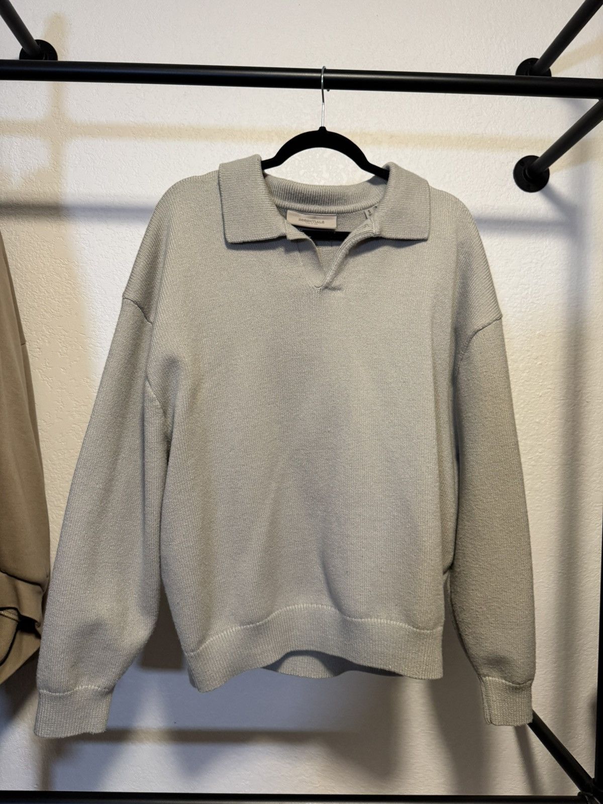 Fear of God Fear of God x Essentials Knit polo Grey small 7/10 Size US S / EU 44-46 / 1 - 1 Thumbnail