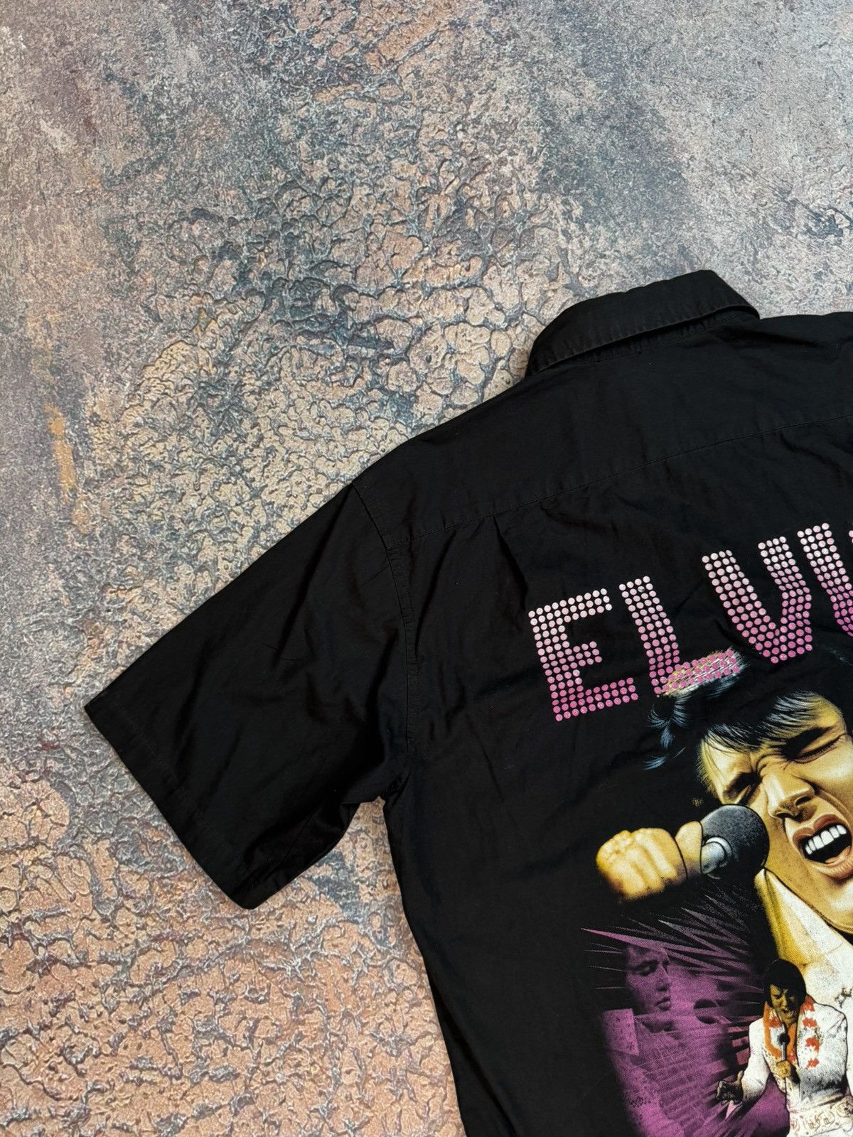 Band Tees Vintage Elvis Presley shirt big logo Big Hunk O'Love size M Size US M / EU 48-50 / 2 - 6 Thumbnail
