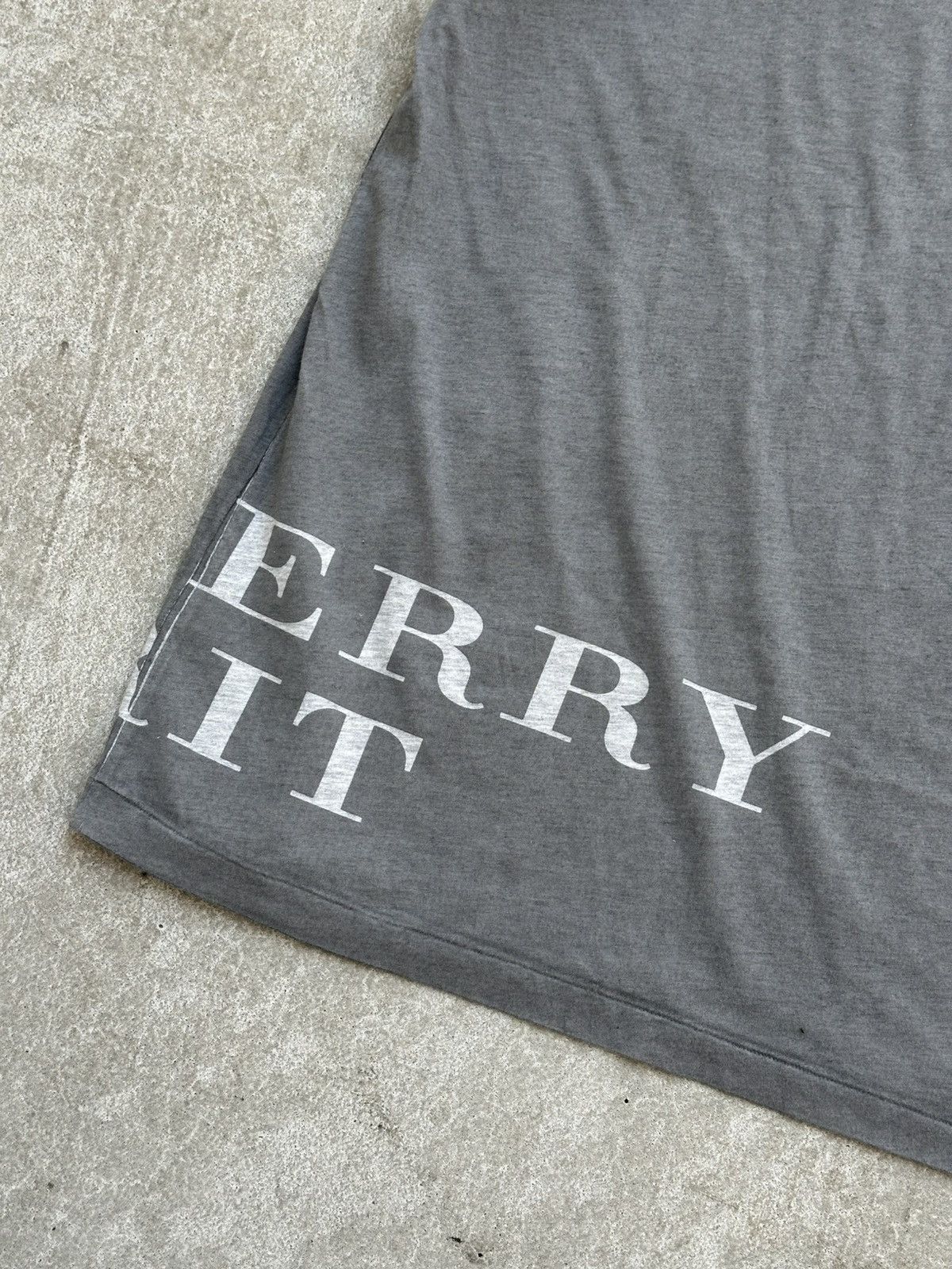 Burberry Burberry Brit Archive Vintage Logo Grey T-Shirt Size US L / EU 52-54 / 3 - 10 Thumbnail