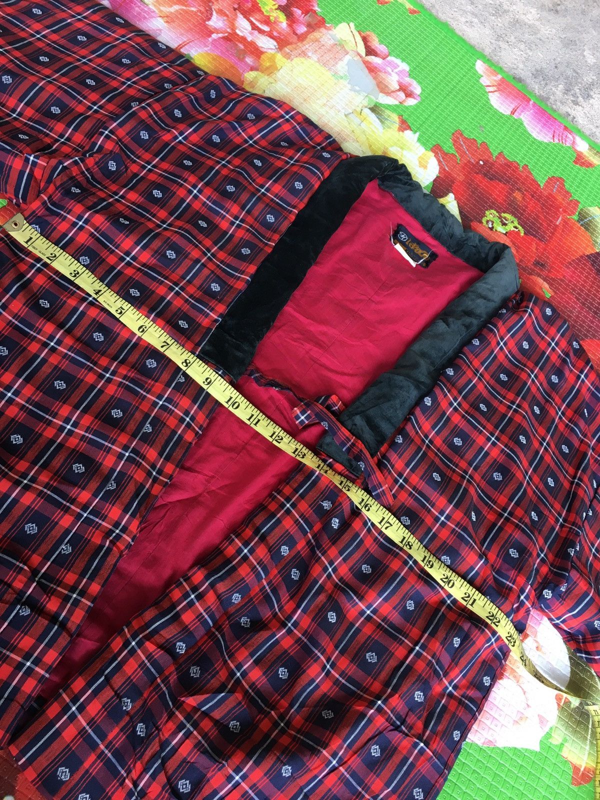 Vintage vintage kimono hanten warm padded size M Size US M / EU 48-50 / 2 - 4 Thumbnail