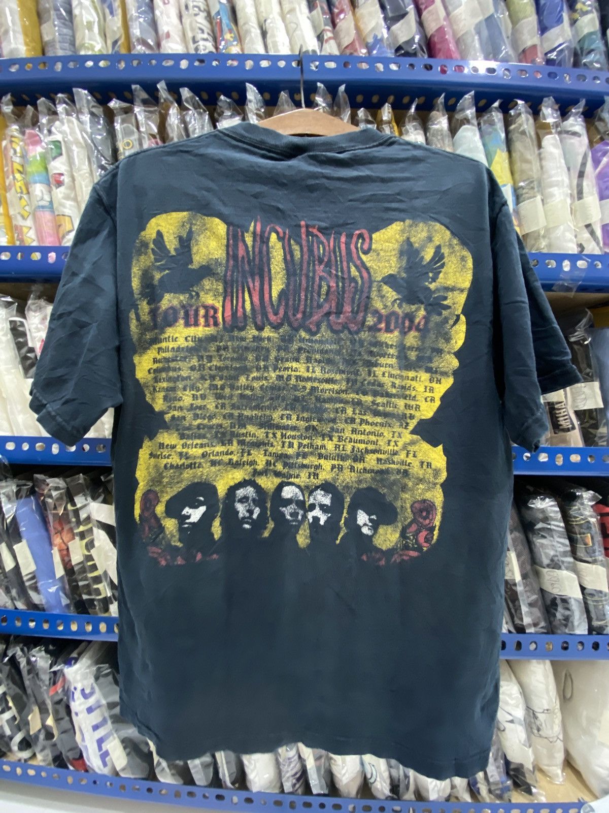 Band Tees TOUR INCUBUS 2004 Size US M / EU 48-50 / 2 - 6 Thumbnail