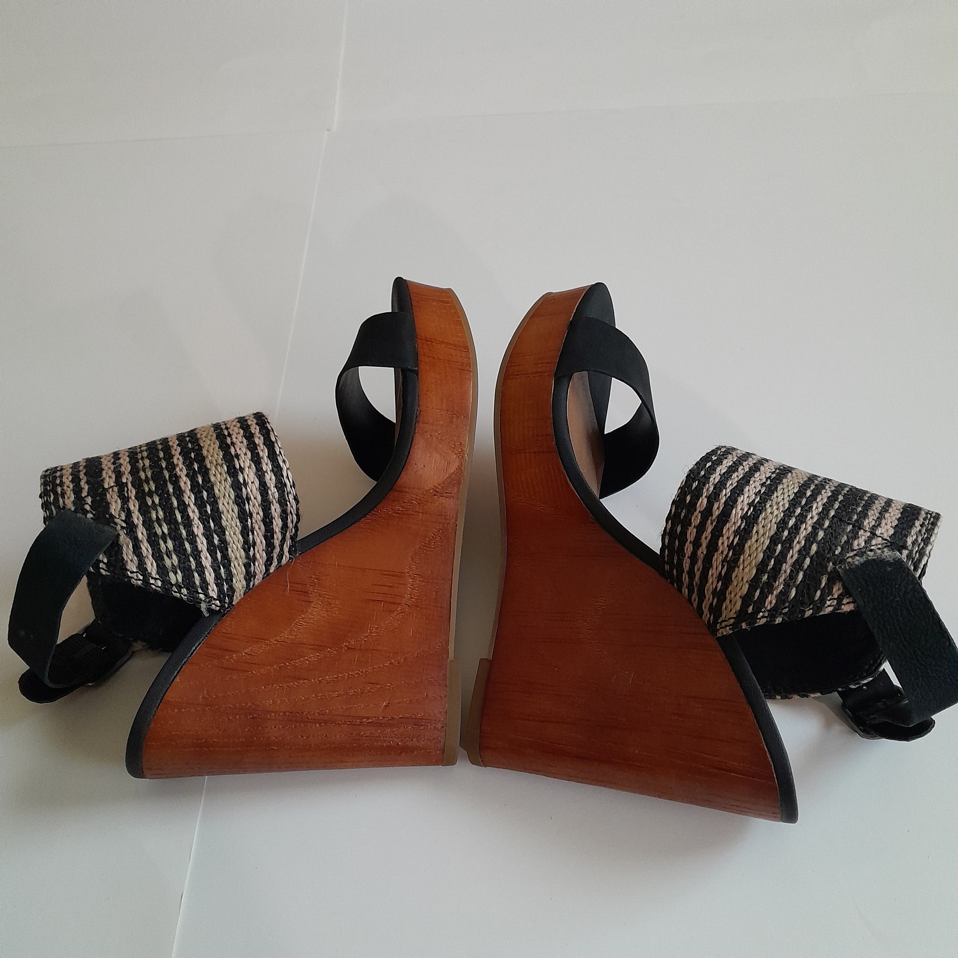 Lucky Brand Lucky Brand Women Mika Chunky Wood Platform Size 8.5M Size US 8.5 / IT 38.5 - 3 Thumbnail