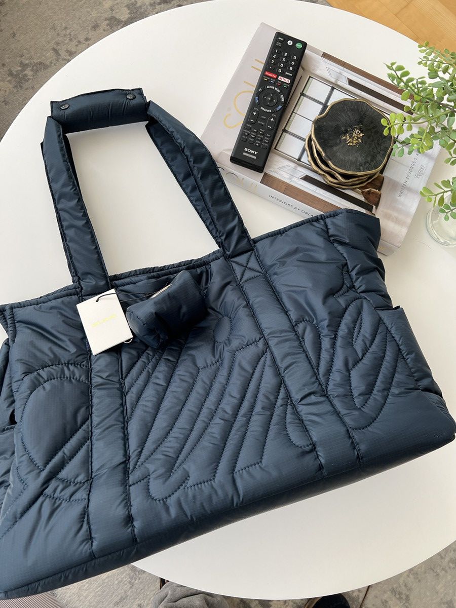 Aime Leon Dore Aime Leon Dore Filled Nylon Buddy Bag | Grailed