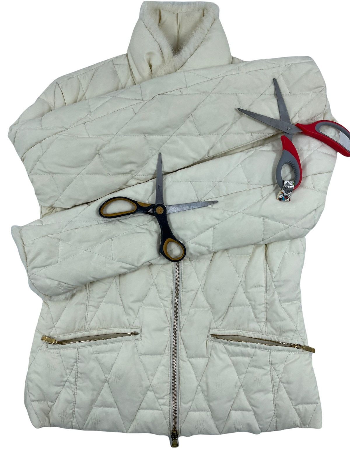 Moncler × Moncler Gamme Bleu RARE VTG MONCLER Multi Logo Fur Neck / Sleeve Puffer Down Jacket Zip Parka Size S / US 4 / IT 40 - 13 Thumbnail