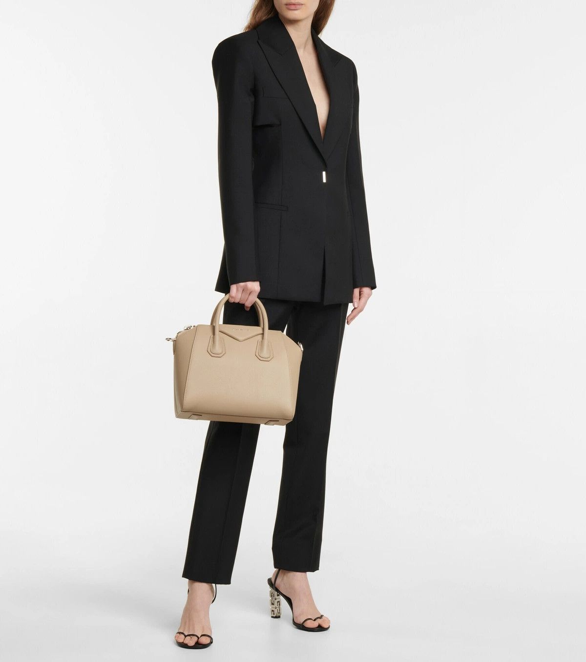 Givenchy o1srvl11e0325 Size: OS / Antigona Bag in Beige Size ONE SIZE - 5 Thumbnail