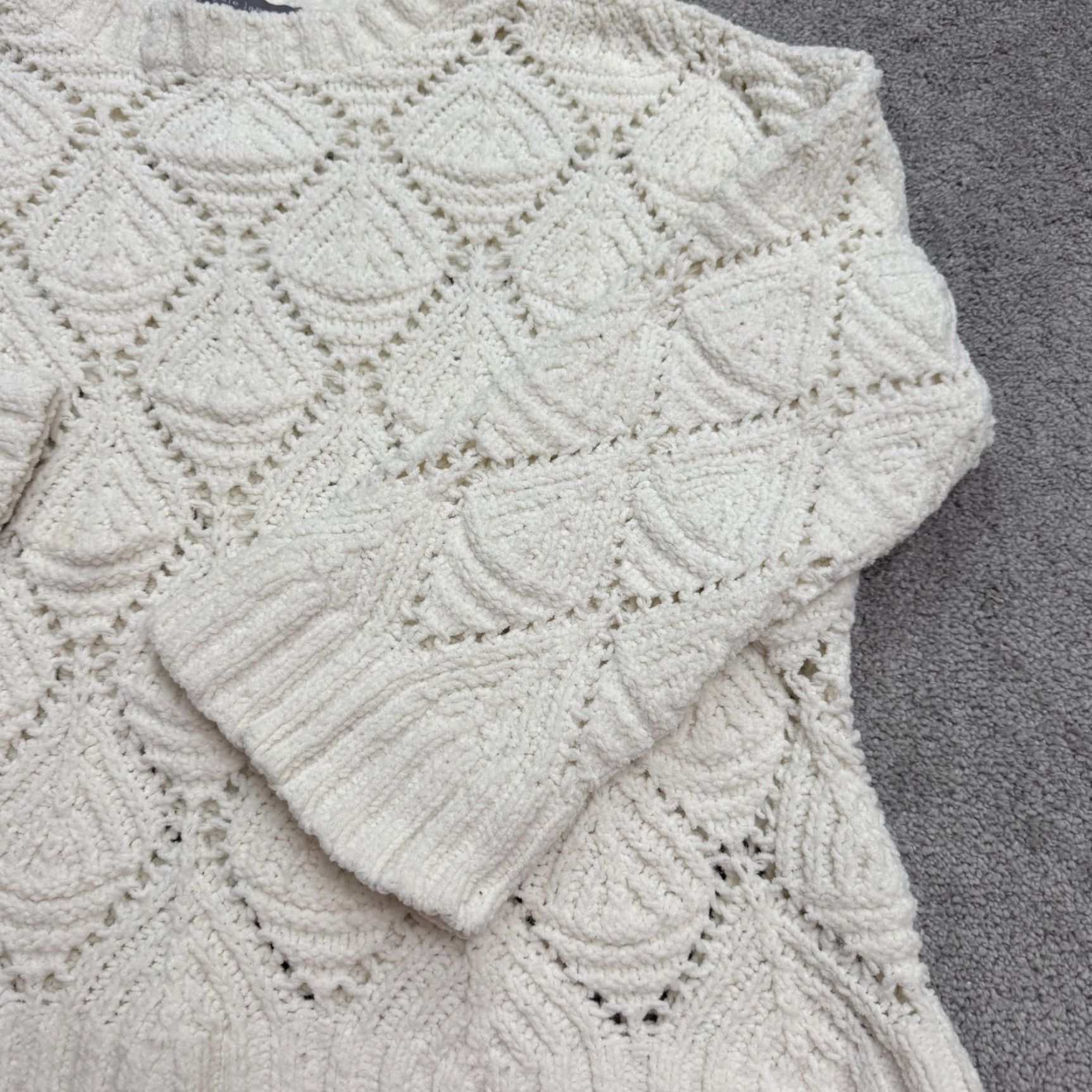 Talbots VINTAGE Cobble Lane Chenile Open Knit Crochet Chunky Pullover Sweater Womens 1X Cream Size XL / US 12-14 / IT 48-50 - 3 Thumbnail