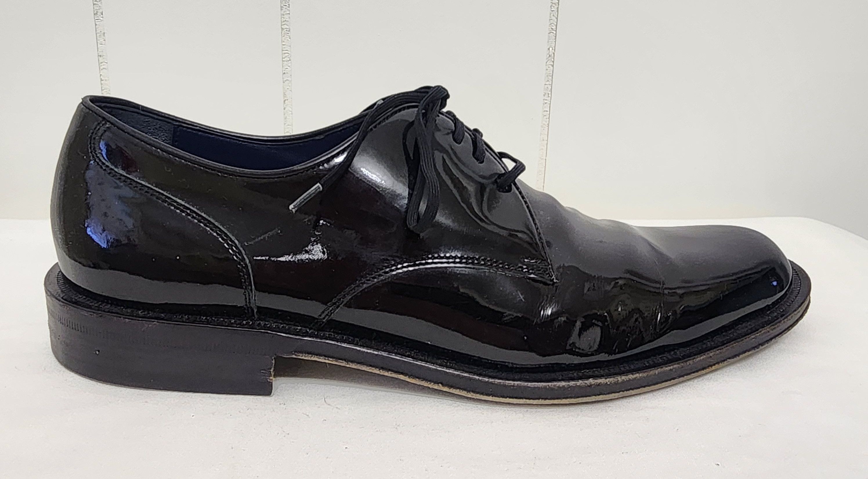 Salvatore Ferragamo Ferragamo men's shoes 8 black patent formal oxford Size US 8 / EU 41 - 2 Thumbnail