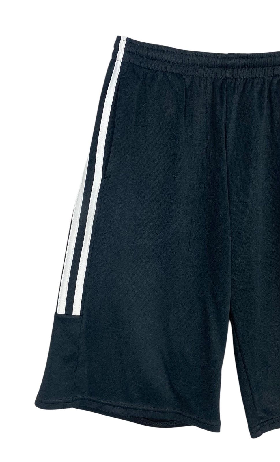 Adidas Adidas for Boys Tracksuit 3 line Short Pants Small Logo Size US 28 / EU 44 - 8 Thumbnail