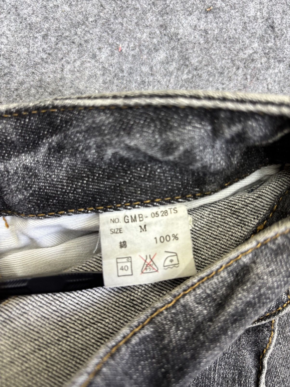 Japanese Brand 💥Multipockets💥GLOBAL WORK 3D 8 Pockets Cargo Jeans F989 Size US 31 - 13 Thumbnail