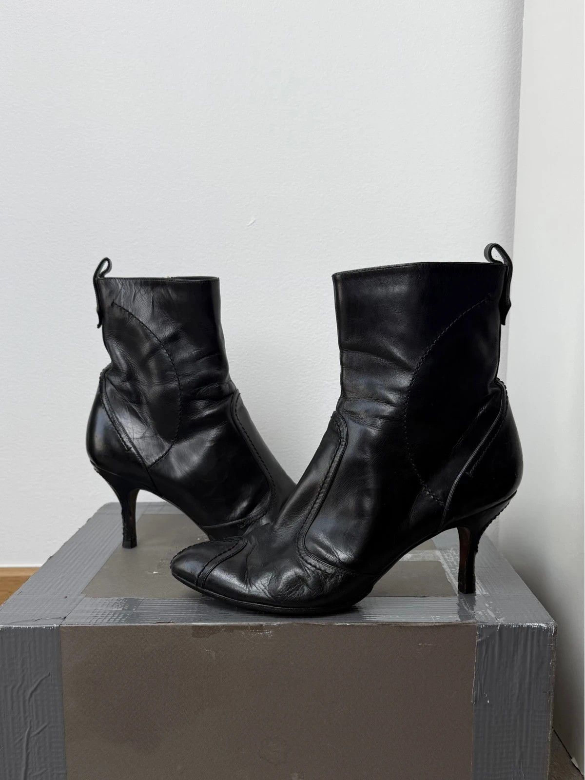 Louis Vuitton Louis Vuitton heels vintage luxury old money street wear Size US 11 / IT 41 - 1 Thumbnail
