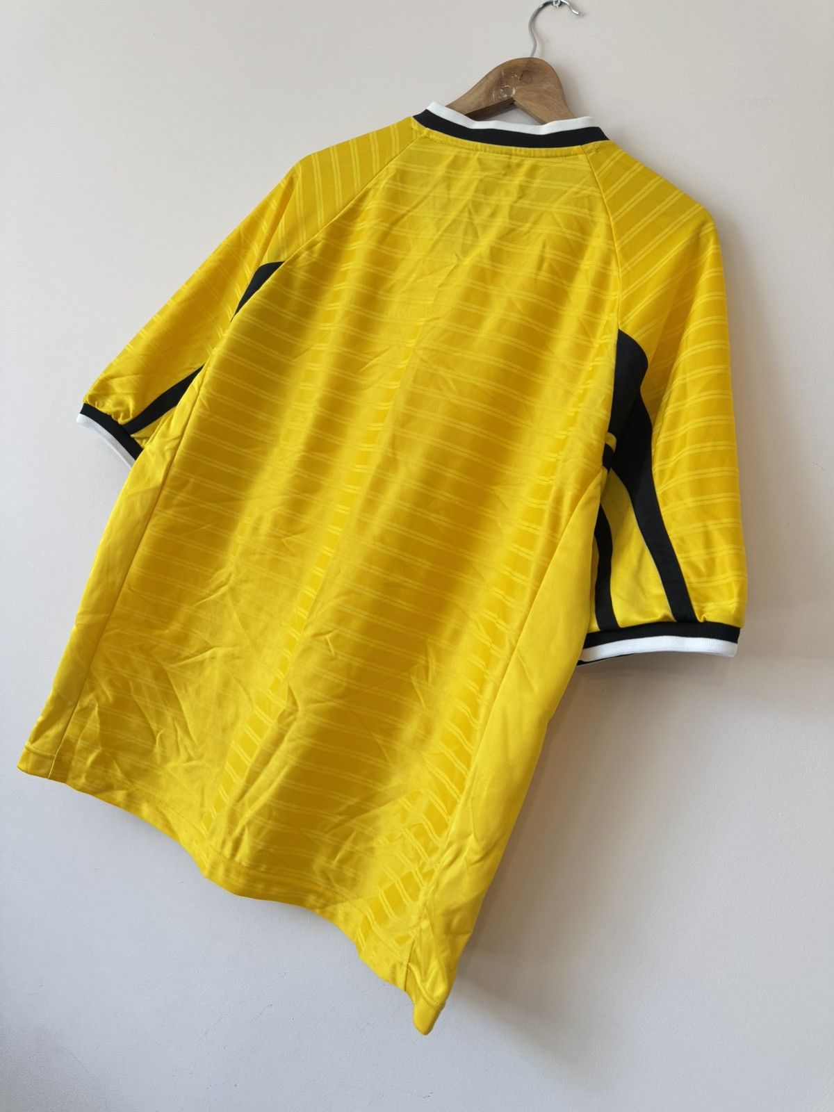 Nike Vintage Tondridge Angels AFC 00’s Away Soccer Jersey Shirt Size US L / EU 52-54 / 3 - 6 Thumbnail