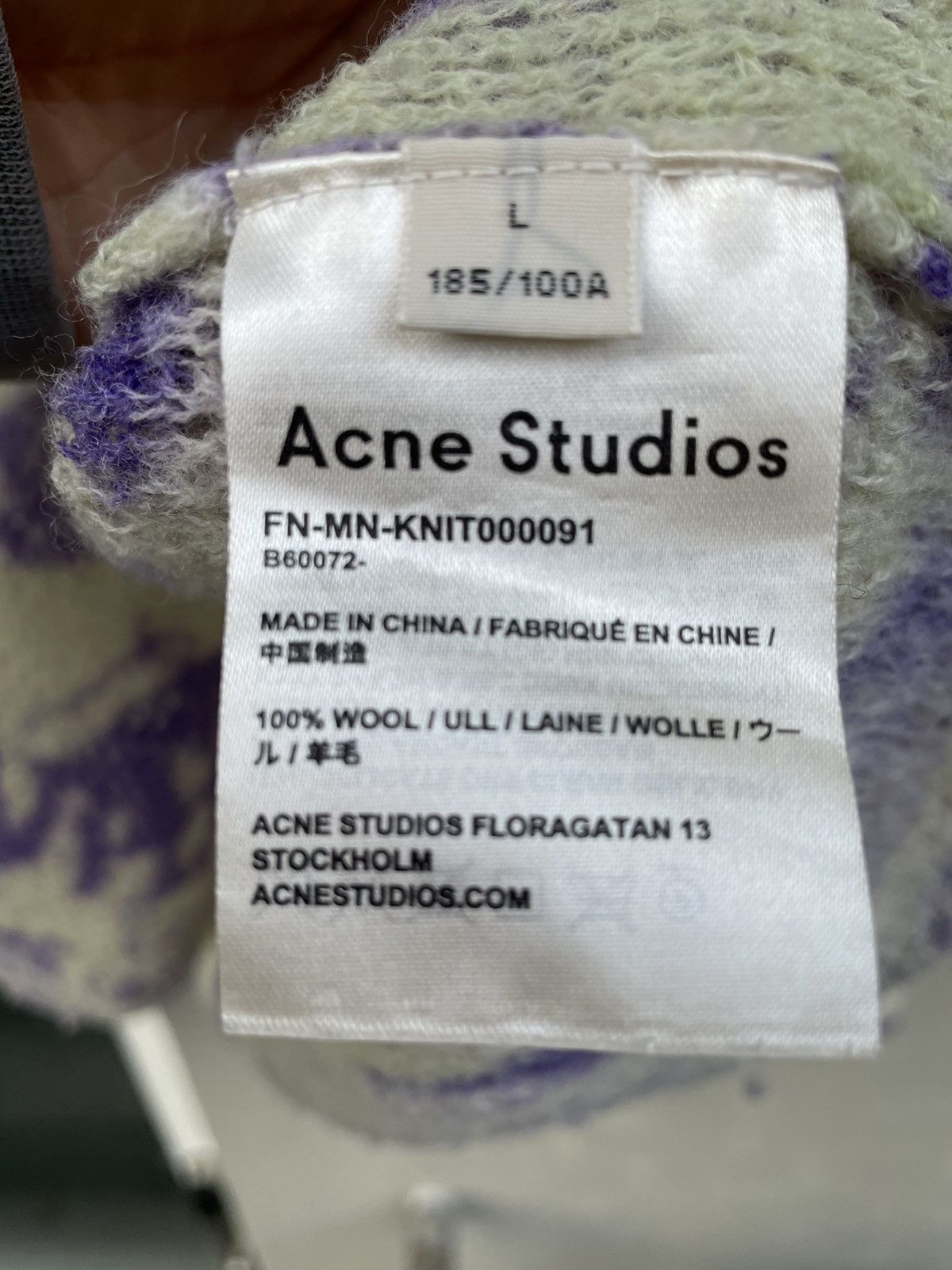 Acne Studios Acne Studios FW19 purple scribble rave poster knit sweater Size US L / EU 52-54 / 3 - 4 Thumbnail