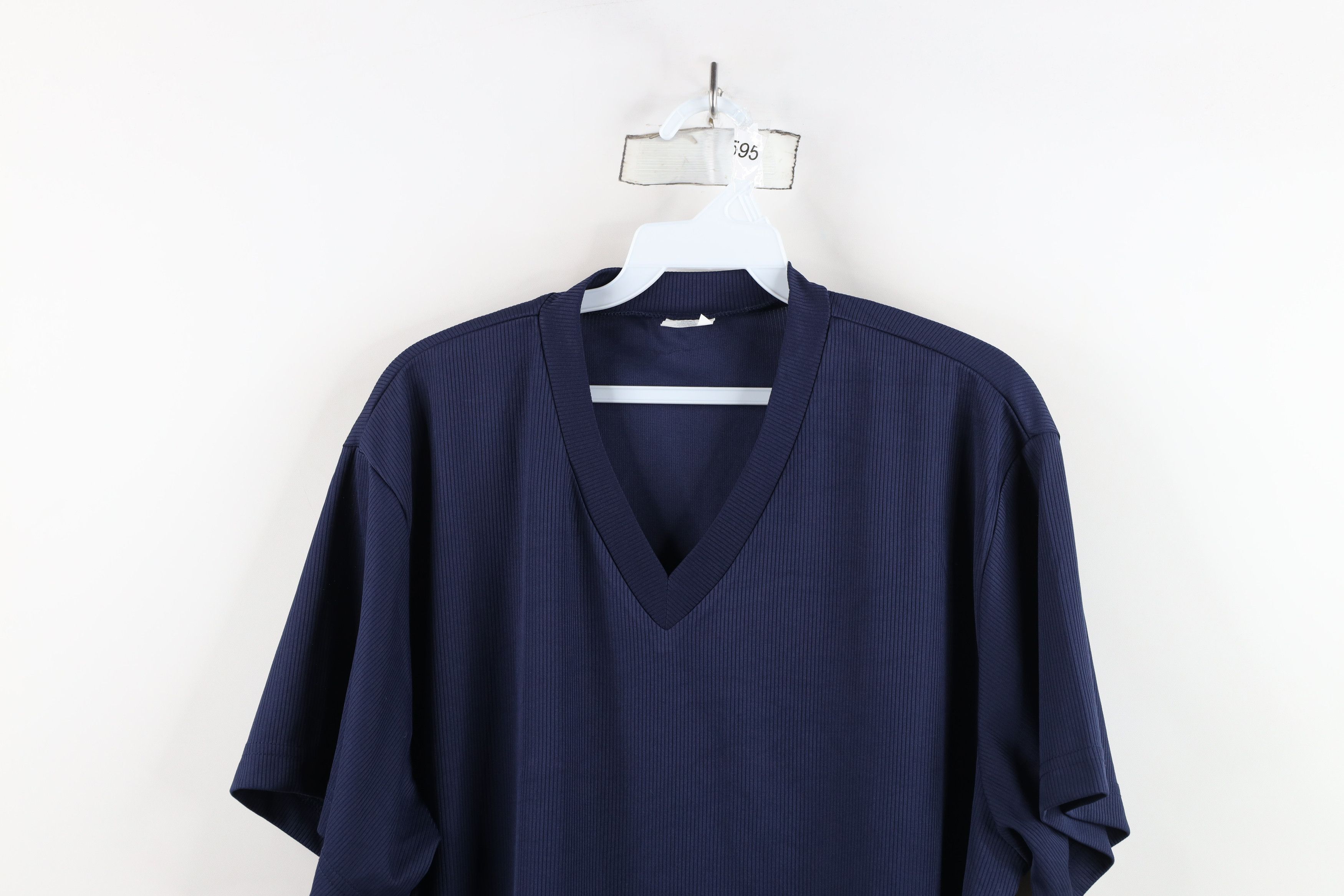 Vintage Vintage 90s Streetwear Knit Short Sleeve V-Neck T-Shirt Size US XL / EU 56 / 4 - 2 Thumbnail