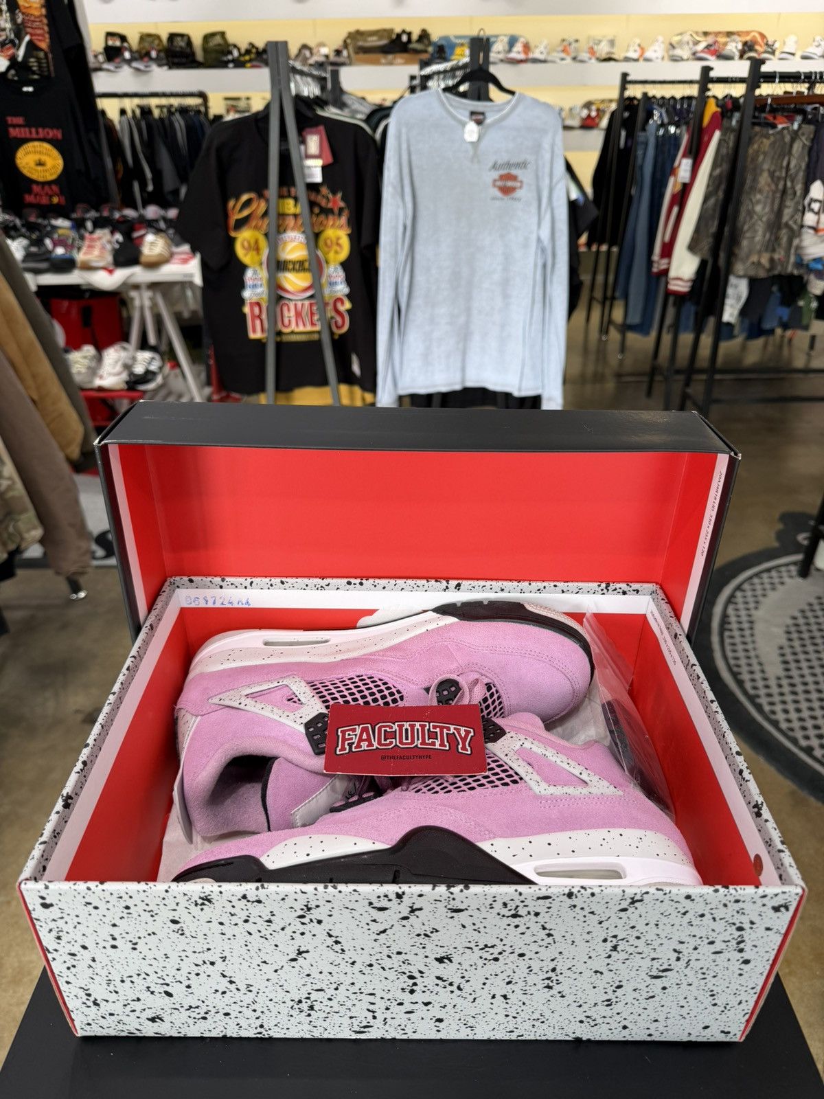 Jordan Brand Air Jordan 4 Orchid Size 10W/8.5M (2024) Size US 10 / EU 43 - 12 Thumbnail