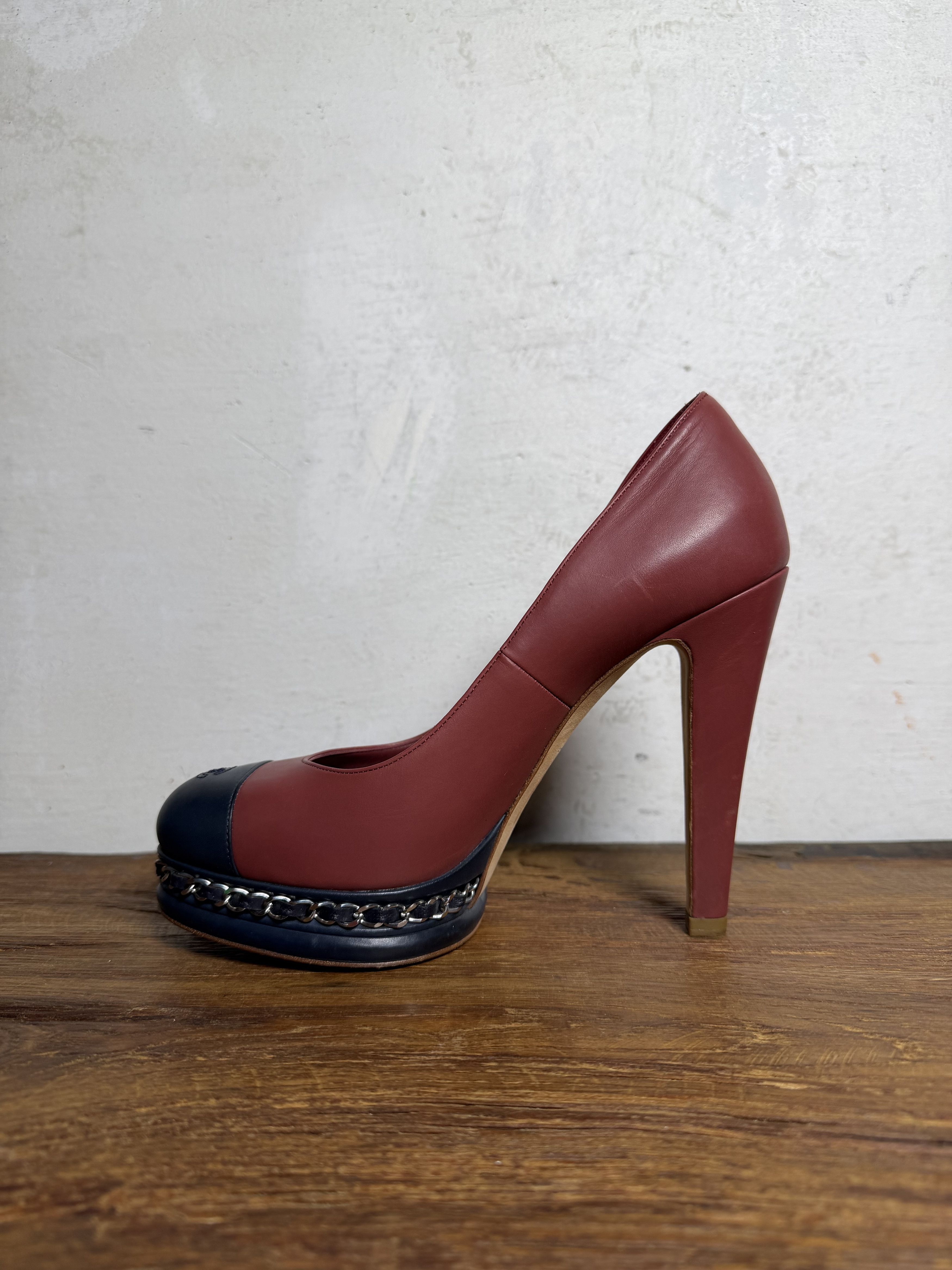Chanel Chanel Platform Pumps with Chain Detail in Burgundy 100mm Size US 8.5 / IT 38.5 - 3 Thumbnail