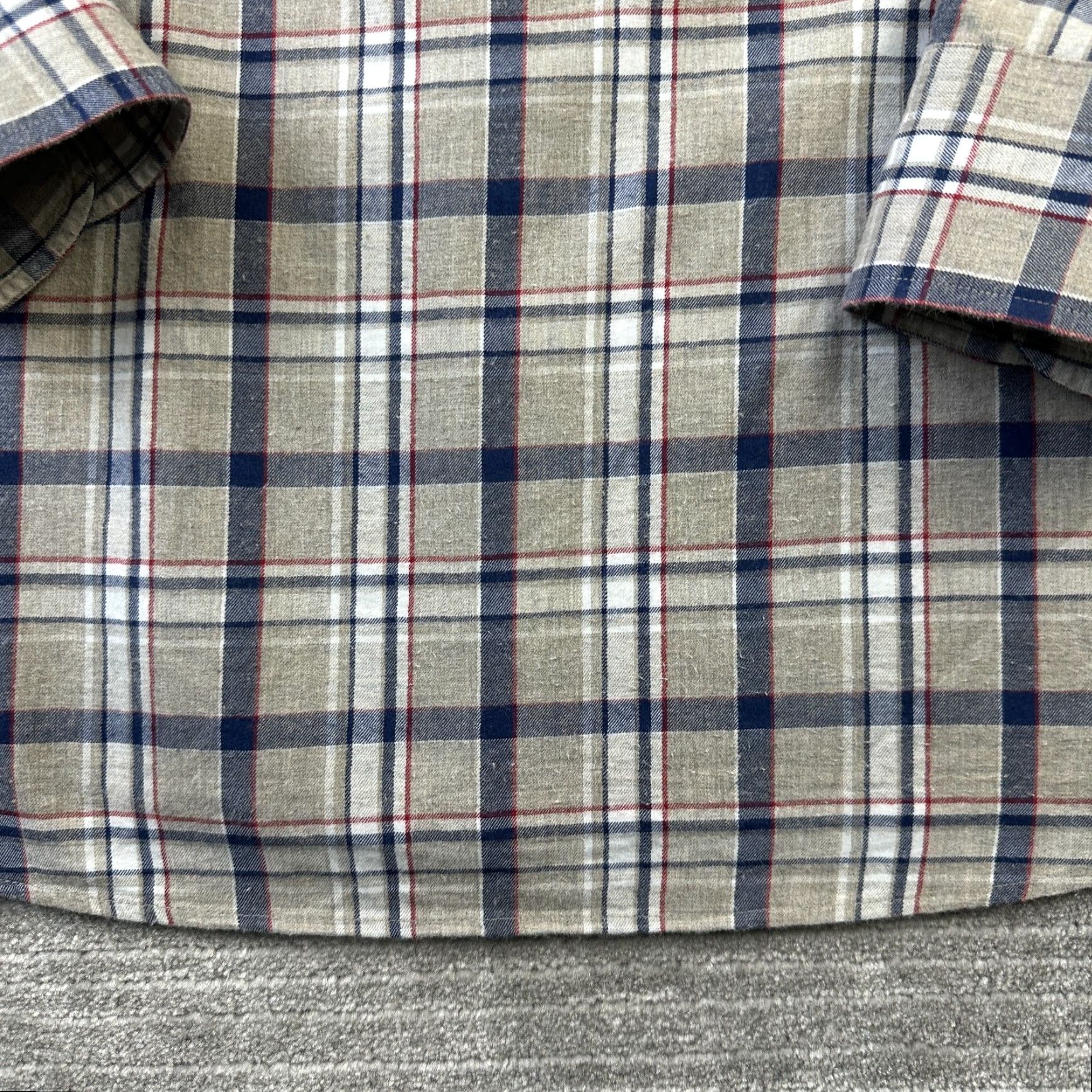 UNTUCKit UNTUCKit Shirt Mens Extra Large Gray Plaid Check Cotton Long Sleeve Button Size US XL / EU 56 / 4 - 4 Thumbnail
