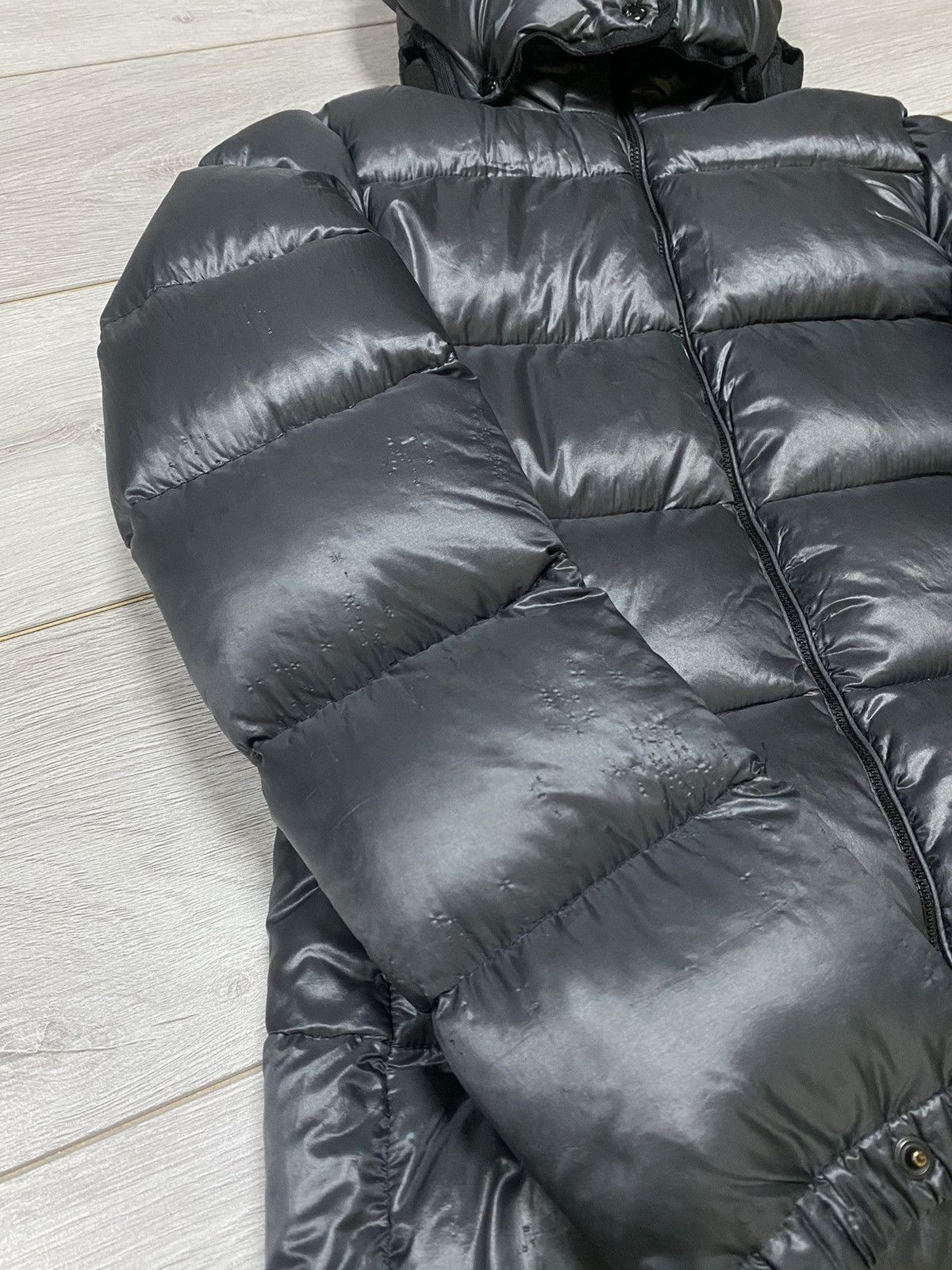 Moncler Moncler Berre Giubbotto puffer down jacket Size S / US 4 / IT 40 - 20 Thumbnail
