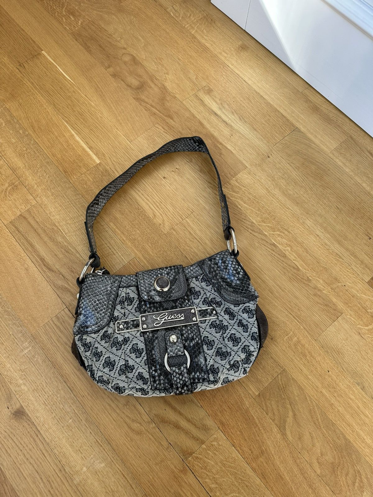 Vintage Y2K Guess Monogram Bag