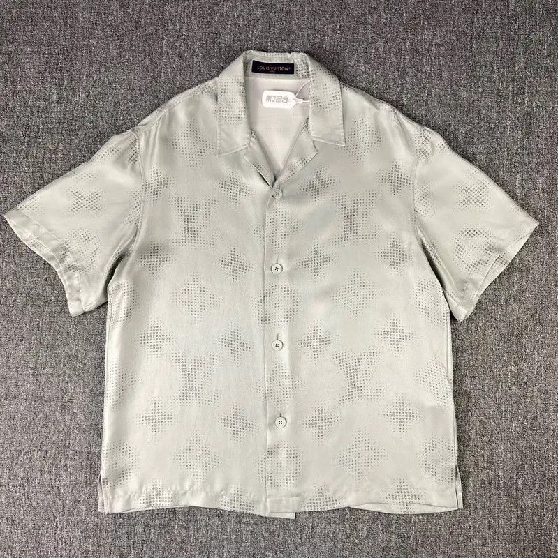 Louis Vuitton Louis Vuitton Gray White Silk Women's Shirt 0089 Size L / US 10 / IT 46 - 1 Thumbnail