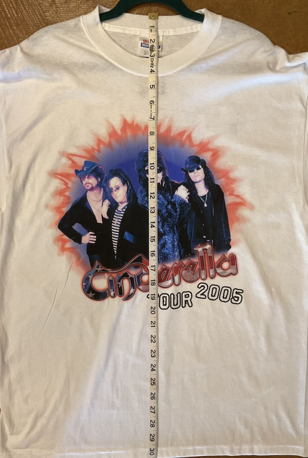 Hanes CINDERELLA TEE Size US L / EU 52-54 / 3 - 3 Thumbnail